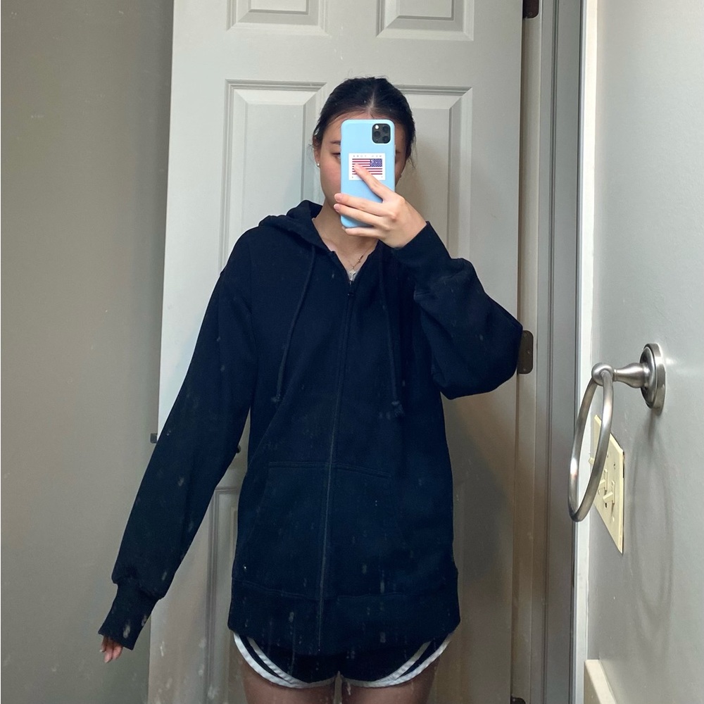 Aritzia (TNA) boyfriend hoodie zip up